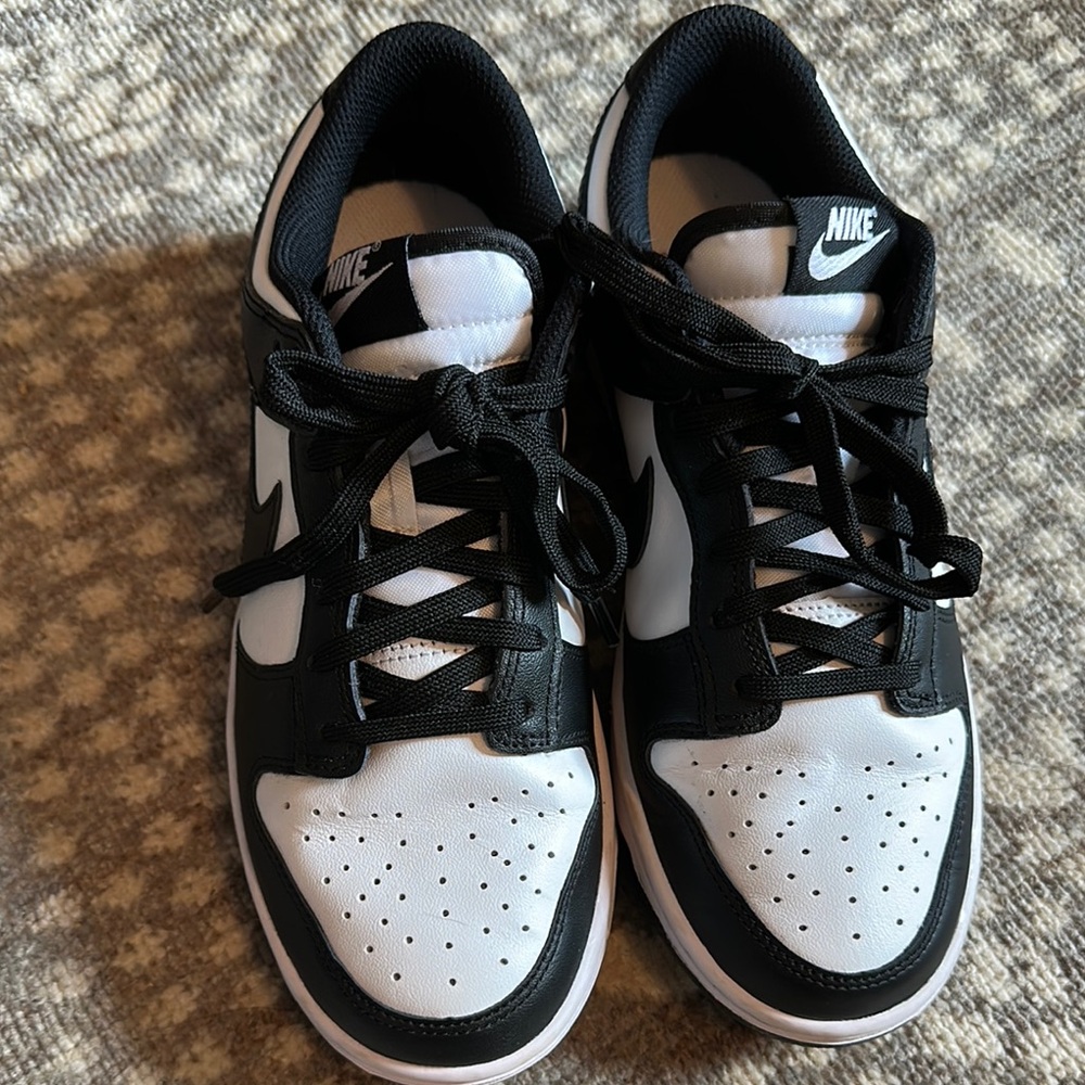 Nike Black and White Sneakers